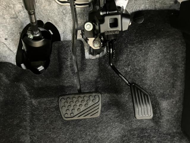 ミライース Ｌ　ＳＡＩＩＩ　アイドリングＳＴＯＰ　前後障害物センサー　禁煙　衝突防止　キ－レス　イモビライザー　Ｗエアバッグ　横滑防止　パワーウインドウ　オートハイビーム　パワーハンドル　オートエアコン　運転席エアバック　ＡＢＳ（41枚目）