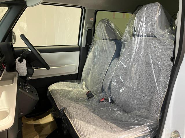 ムーヴキャンバス ストライプスＧ　届出済未使用車　禁煙車　両側電動スライドドア　衝突被害軽減ブレーキ　ＬＥＤヘッドライト　電子パーキング　オートブレーキホールド　前席シートヒーター　ホットカップホルダー　スマートキー　電動格納ミラー（20枚目）