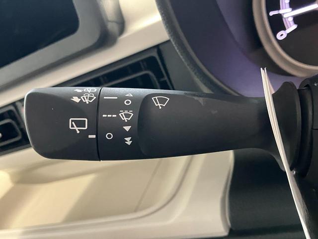 ムーヴキャンバス ストライプスＧ　届出済未使用車　禁煙車　両側電動スライドドア　衝突被害軽減ブレーキ　ＬＥＤヘッドライト　電子パーキング　オートブレーキホールド　前席シートヒーター　ホットカップホルダー　スマートキー　電動格納ミラー（30枚目）