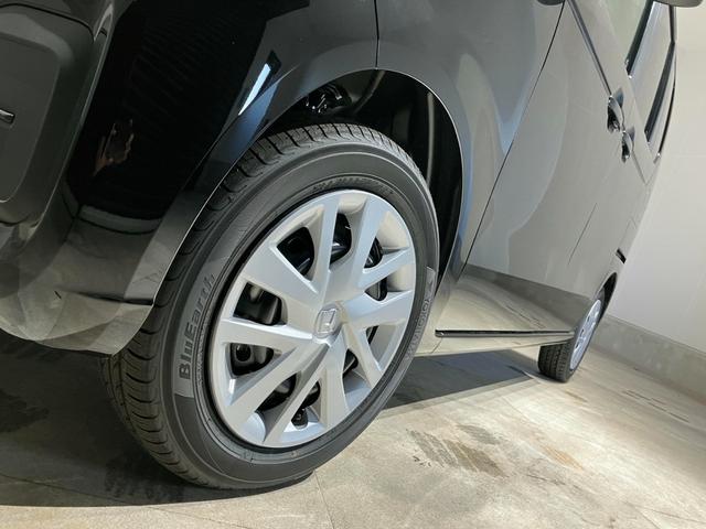 Ｎ－ＢＯＸ ベースグレード　片側電動スライドドア　ＨｏｎｄａＳＥＮＳＩＮＧ　電子パーキング　ブレーキホールド　追従クルーズコントロール　運転席＆助手席シートヒーター　スマートキー　電動格納ミラー　オートライト　バックカメラ（18枚目）