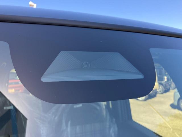 Ｎ－ＢＯＸジョイ 　届出済未使用車　純正ＯＰフロントグリル　ＬＥＤフォグライト　両側電動スライドドア　純正フロアマット　ドアバイザー　踏み間違い防止装置　アダプティブクルーズコントロール　レーンキープ　スマートキー（17枚目）