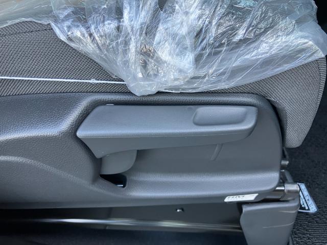Ｎ－ＢＯＸジョイ 　届出済未使用車　純正ＯＰフロントグリル　ＬＥＤフォグライト　両側電動スライドドア　純正フロアマット　ドアバイザー　踏み間違い防止装置　アダプティブクルーズコントロール　レーンキープ　スマートキー（31枚目）