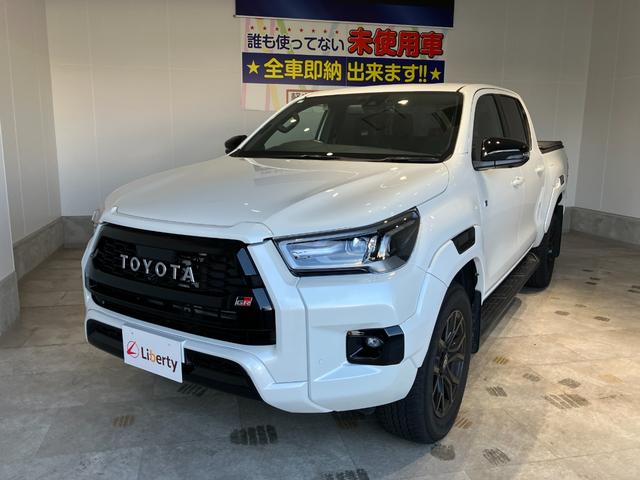 ハイラックス Ｚ　ＧＲスポーツ　ナビ　全方位カメラ　ドラレコ　衝突被害軽減ブレーキ　純正アルミホイール　フォグライト　スマートキー　オートクルーズ　フルオートエアコン　横滑防止装置　パートタイム４ＷＤ（9枚目）