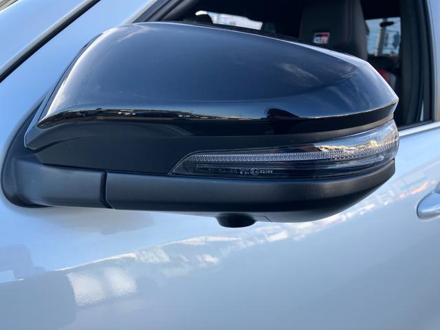 ハイラックス Ｚ　ＧＲスポーツ　ナビ　全方位カメラ　ドラレコ　衝突被害軽減ブレーキ　純正アルミホイール　フォグライト　スマートキー　オートクルーズ　フルオートエアコン　横滑防止装置　パートタイム４ＷＤ（18枚目）