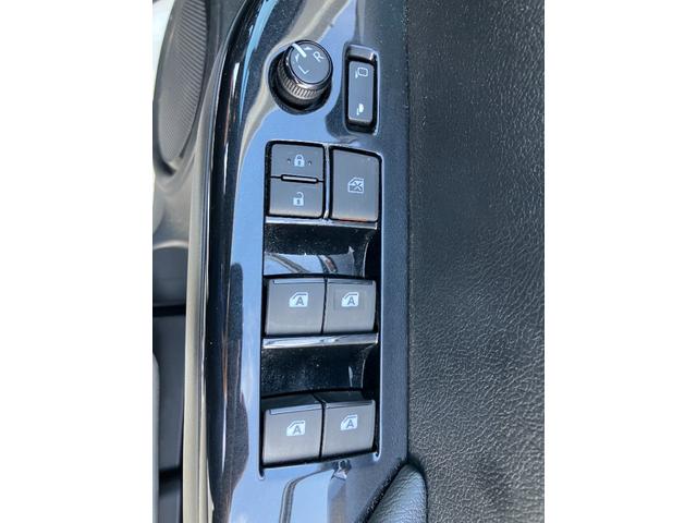 ハイラックス Ｚ　ＧＲスポーツ　ナビ　全方位カメラ　ドラレコ　衝突被害軽減ブレーキ　純正アルミホイール　フォグライト　スマートキー　オートクルーズ　フルオートエアコン　横滑防止装置　パートタイム４ＷＤ（52枚目）