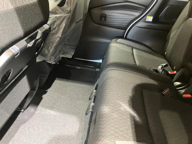ソリオバンディット ハイブリッドMV 両側電動スライドドア 衝突被害軽減ブレーキ レーンキープアシスト パーキングセンサー クルーズコントロール 純正アルミホイール LEDヘッドライト フォグライト シートヒーター シートバックテーブル(23枚目)