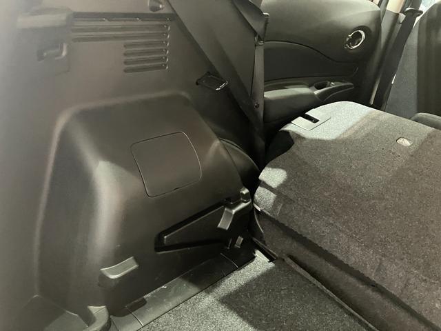 ノート ｅ－パワー　Ｘ　ナビ　ＥＴＣ　衝突被害軽減ブレーキ　純正アルミホイール　電動格納式ミラー　パーキングセンサー　レーンキープアシスト　横滑り防止機能　オートエアコン　ステアリングスイッチ　パワーウィンドウ（31枚目）