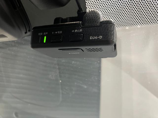 ノート ｅ－パワー　Ｘ　ナビ　ＥＴＣ　衝突被害軽減ブレーキ　純正アルミホイール　電動格納式ミラー　パーキングセンサー　レーンキープアシスト　横滑り防止機能　オートエアコン　ステアリングスイッチ　パワーウィンドウ（49枚目）