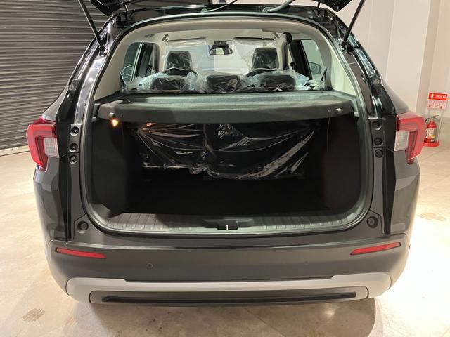 ＷＲ－Ｖ Ｚ　ＨｏｎｄａＳＥＮＳＩＮＧ　アダプティブクルーズコントロール　純正アルミホイール　ＬＥＤヘッドライト　フォグライト　ＵＳＢ充電　オートリトラミラー　パドルシフト　スマートキー　本革巻ステアリング（14枚目）