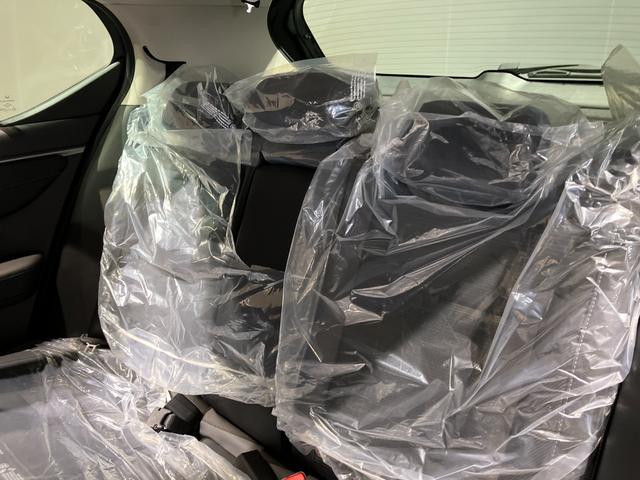 ＷＲ－Ｖ Ｚ　ＨｏｎｄａＳＥＮＳＩＮＧ　アダプティブクルーズコントロール　純正アルミホイール　ＬＥＤヘッドライト　フォグライト　ＵＳＢ充電　オートリトラミラー　パドルシフト　スマートキー　本革巻ステアリング（30枚目）