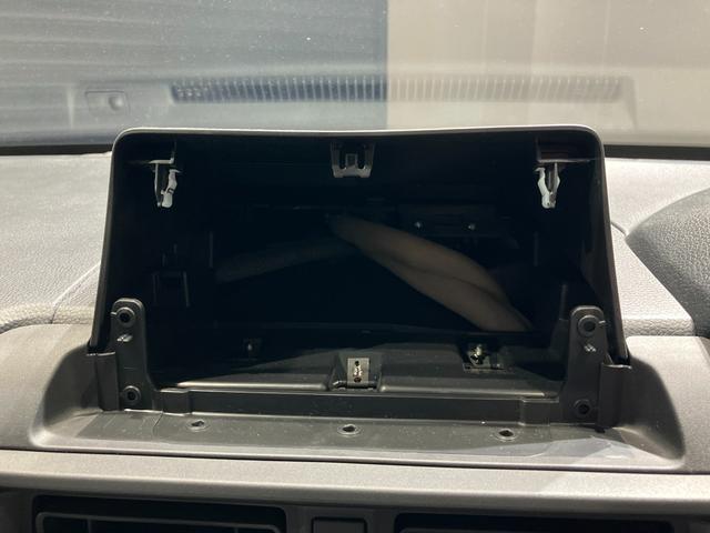 ＷＲ－Ｖ Ｚ　ＨｏｎｄａＳＥＮＳＩＮＧ　アダプティブクルーズコントロール　純正アルミホイール　ＬＥＤヘッドライト　フォグライト　ＵＳＢ充電　オートリトラミラー　パドルシフト　スマートキー　本革巻ステアリング（42枚目）