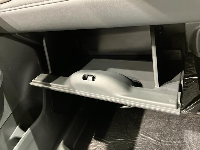 ＷＲ－Ｖ Ｚ　ＨｏｎｄａＳＥＮＳＩＮＧ　アダプティブクルーズコントロール　純正アルミホイール　ＬＥＤヘッドライト　フォグライト　ＵＳＢ充電　オートリトラミラー　パドルシフト　スマートキー　本革巻ステアリング（45枚目）