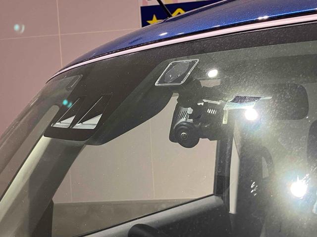 ルーミー カスタムＧ　ナビ　ＥＴＣ　両側電動スライドドア　純正アルミホイール　衝突被害軽減ブレーキ　パーキングセンサー　クルーズコントロール　電子パーキング　オートブレーキホールド　前席シートヒーター　シートバックテーブル（8枚目）