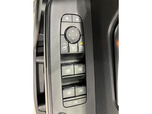 セレナ ハイウェイスターＶ　純正ナビ　全方位カメラ　ＥＴＣ　両側電動スライドドア　アダプティブクルーズコントロール　電子パーキング　オートブレーキホールド　デジタルインナーミラー　純正アルミホール　ＬＥＤヘッドライト（39枚目）