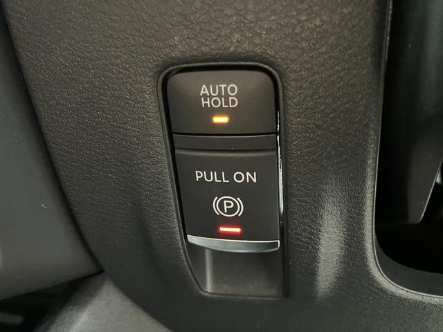 セレナ ハイウェイスターＶ　純正ナビ　全方位カメラ　ＥＴＣ　両側電動スライドドア　アダプティブクルーズコントロール　電子パーキング　オートブレーキホールド　デジタルインナーミラー　純正アルミホール　ＬＥＤヘッドライト（42枚目）