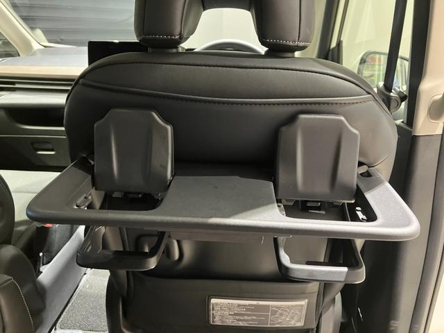 セレナ ハイウェイスターＶ　純正ナビ　全方位カメラ　ＥＴＣ　両側電動スライドドア　アダプティブクルーズコントロール　電子パーキング　オートブレーキホールド　デジタルインナーミラー　純正アルミホール　ＬＥＤヘッドライト（53枚目）