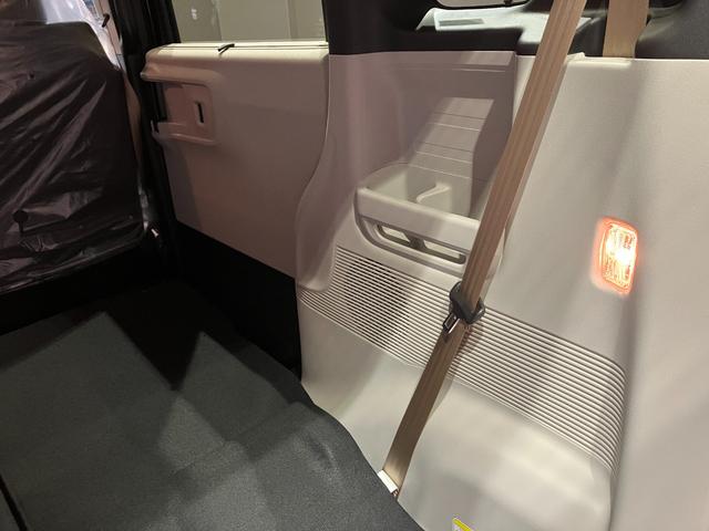 N-BOX ベースグレード HondaSENSING 片側電動スライドドア アダプティブクルーズコントロール 電子パーキング オートブレーキホールド スマートキー LEDヘッドライト 前席シートヒーター ロールサンシェード(32枚目)
