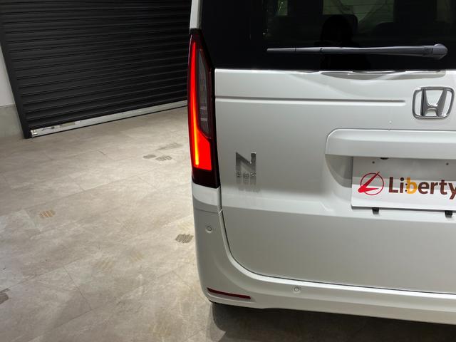 N-BOX ベースグレード HondaSENSING 片側電動スライドドア アダプティブクルーズコントロール 電子パーキング オートブレーキホールド スマートキー LEDヘッドライト 前席シートヒーター ロールサンシェード(18枚目)