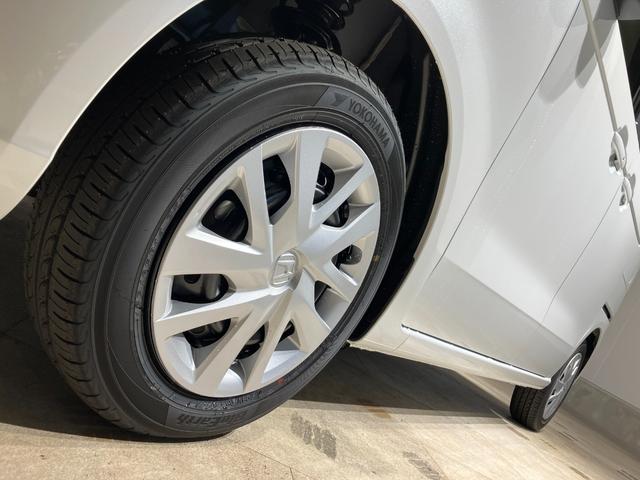 N-BOX ベースグレード HondaSENSING 片側電動スライドドア アダプティブクルーズコントロール 電子パーキング オートブレーキホールド スマートキー LEDヘッドライト 前席シートヒーター ロールサンシェード(19枚目)