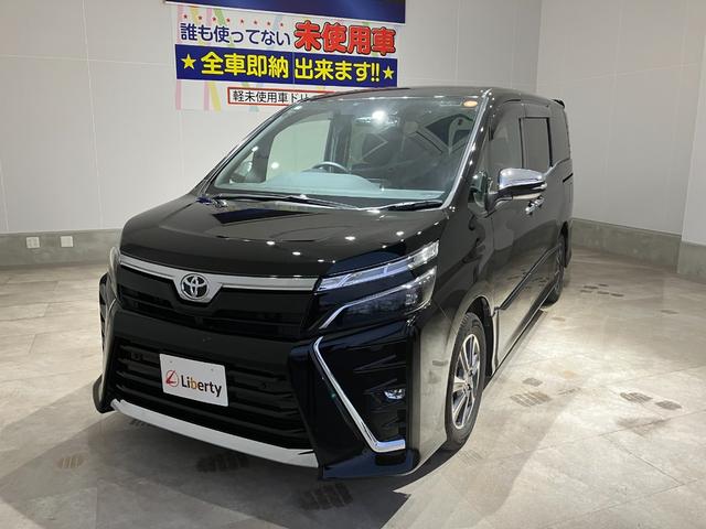 ヴォクシー ＺＳ　煌ＩＩＩ　ナビ　バックカメラ　後席モニター　ＥＴＣ　両側電動スライドドア　衝突被害軽減ブレーキ　レーンキープアシスト　純正アルミホイール　スマートキー　オートライト　ステアリングスイッチ　ＬＥＤヘッドライト（10枚目）