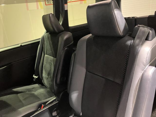 ヴォクシー ＺＳ　煌ＩＩＩ　ナビ　バックカメラ　後席モニター　ＥＴＣ　両側電動スライドドア　衝突被害軽減ブレーキ　レーンキープアシスト　純正アルミホイール　スマートキー　オートライト　ステアリングスイッチ　ＬＥＤヘッドライト（28枚目）