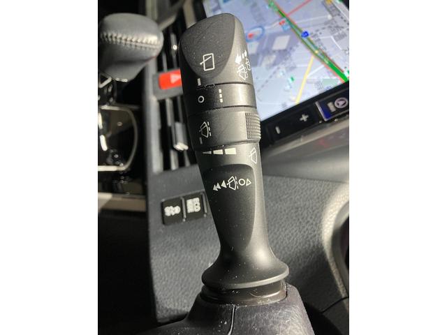 ヴォクシー ＺＳ　煌ＩＩＩ　ナビ　バックカメラ　後席モニター　ＥＴＣ　両側電動スライドドア　衝突被害軽減ブレーキ　レーンキープアシスト　純正アルミホイール　スマートキー　オートライト　ステアリングスイッチ　ＬＥＤヘッドライト（37枚目）