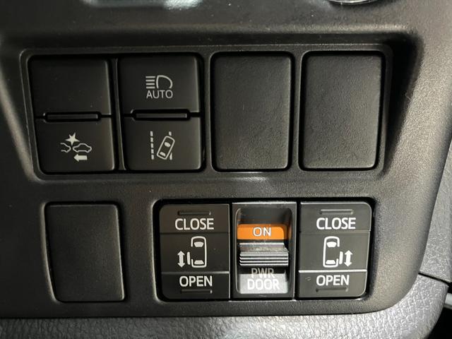 ヴォクシー ＺＳ　煌ＩＩＩ　ナビ　バックカメラ　後席モニター　ＥＴＣ　両側電動スライドドア　衝突被害軽減ブレーキ　レーンキープアシスト　純正アルミホイール　スマートキー　オートライト　ステアリングスイッチ　ＬＥＤヘッドライト（44枚目）