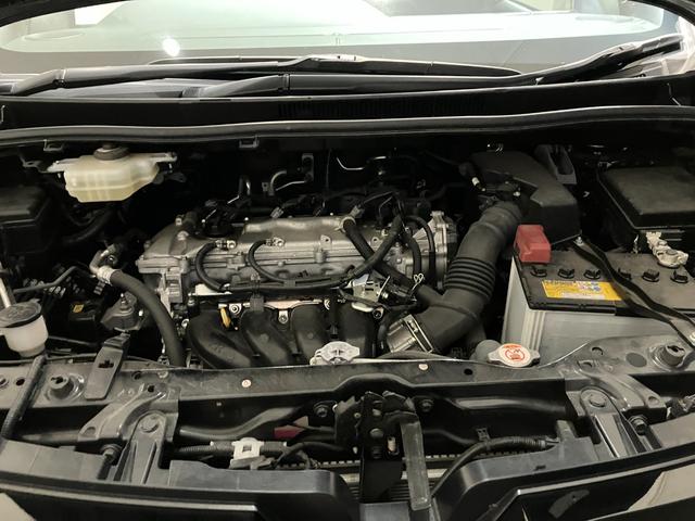 ヴォクシー ＺＳ　煌ＩＩＩ　ナビ　バックカメラ　後席モニター　ＥＴＣ　両側電動スライドドア　衝突被害軽減ブレーキ　レーンキープアシスト　純正アルミホイール　スマートキー　オートライト　ステアリングスイッチ　ＬＥＤヘッドライト（52枚目）