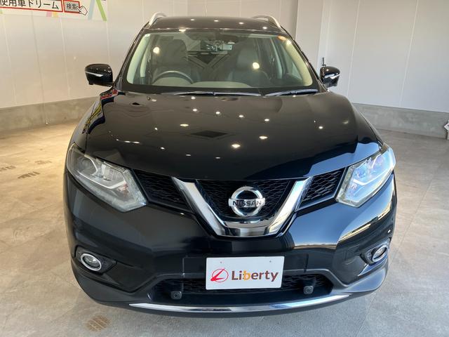 エクストレイル 20Xt エマージェンシーブレーキパッケージ ナビ 全方位カメラ ETC デジタルインナーミラー 衝突被害軽減ブレーキ クルーズコントロール 電動リアゲート 純正アルミホイール フォグライト ルーフレール オートライト 前席シートヒーター(10枚目)