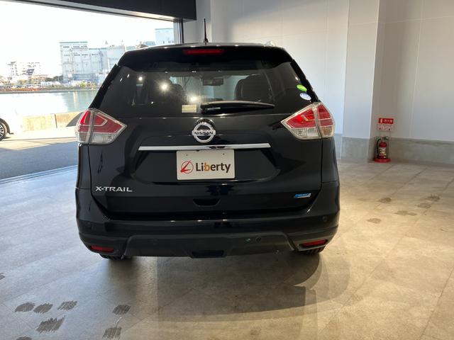 エクストレイル 20Xt エマージェンシーブレーキパッケージ ナビ 全方位カメラ ETC デジタルインナーミラー 衝突被害軽減ブレーキ クルーズコントロール 電動リアゲート 純正アルミホイール フォグライト ルーフレール オートライト 前席シートヒーター(14枚目)