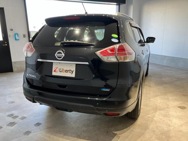 エクストレイル 20Xt エマージェンシーブレーキパッケージ ナビ 全方位カメラ ETC デジタルインナーミラー 衝突被害軽減ブレーキ クルーズコントロール 電動リアゲート 純正アルミホイール フォグライト ルーフレール オートライト 前席シートヒーター(15枚目)