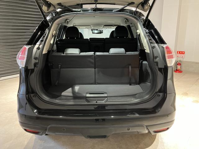 エクストレイル 20Xt エマージェンシーブレーキパッケージ ナビ 全方位カメラ ETC デジタルインナーミラー 衝突被害軽減ブレーキ クルーズコントロール 電動リアゲート 純正アルミホイール フォグライト ルーフレール オートライト 前席シートヒーター(17枚目)