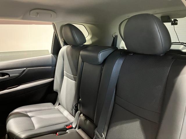 エクストレイル 20Xt エマージェンシーブレーキパッケージ ナビ 全方位カメラ ETC デジタルインナーミラー 衝突被害軽減ブレーキ クルーズコントロール 電動リアゲート 純正アルミホイール フォグライト ルーフレール オートライト 前席シートヒーター(26枚目)