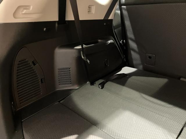 エクストレイル 20Xt エマージェンシーブレーキパッケージ ナビ 全方位カメラ ETC デジタルインナーミラー 衝突被害軽減ブレーキ クルーズコントロール 電動リアゲート 純正アルミホイール フォグライト ルーフレール オートライト 前席シートヒーター(31枚目)