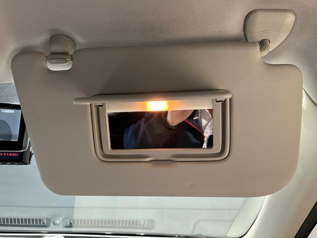 エクストレイル 20Xt エマージェンシーブレーキパッケージ ナビ 全方位カメラ ETC デジタルインナーミラー 衝突被害軽減ブレーキ クルーズコントロール 電動リアゲート 純正アルミホイール フォグライト ルーフレール オートライト 前席シートヒーター(50枚目)