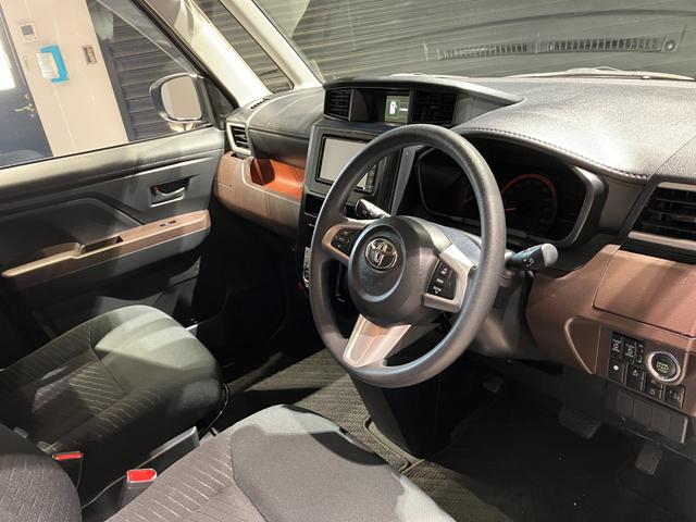 タンク Ｇ　Ｓ　ナビ　バックカメラ　ＥＴＣ　両側電動スライドドア　衝突被害軽減ブレーキ　スマートキー　電動格納式ミラー　オートエアコン　アイドリングストップ　横滑り防止機能　マニュアルレベリング　ステアリングスイッチ（25枚目）