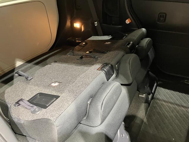 タンク Ｇ　Ｓ　ナビ　バックカメラ　ＥＴＣ　両側電動スライドドア　衝突被害軽減ブレーキ　スマートキー　電動格納式ミラー　オートエアコン　アイドリングストップ　横滑り防止機能　マニュアルレベリング　ステアリングスイッチ（29枚目）
