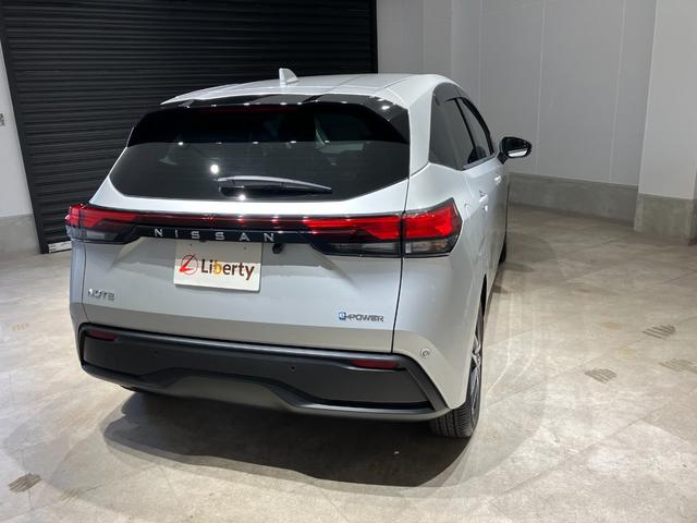 ノート X 純正ナビ 全方位カメラ ETC 衝突被害軽減ブレーキ 電子パーキング オートブレーキホールド 純正アルミホイール ステアリングスイッチ スマートキー オートライト 電動格納式ミラー(15枚目)