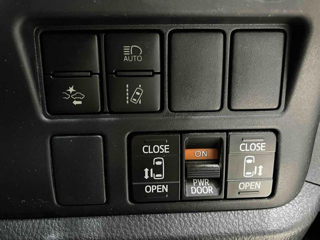 ヴォクシー ＺＳ　煌　純正ナビ　バックカメラ　ＥＴＣ　両側電動スライドドア　Ｂｌｕｅｔｏｏｔｈ　衝突被害軽減ブレーキ　レーンキープアシスト　純正アルミホイール　ステアリングスイッチ　シートバックテーブル　ロールサンシェード（6枚目）