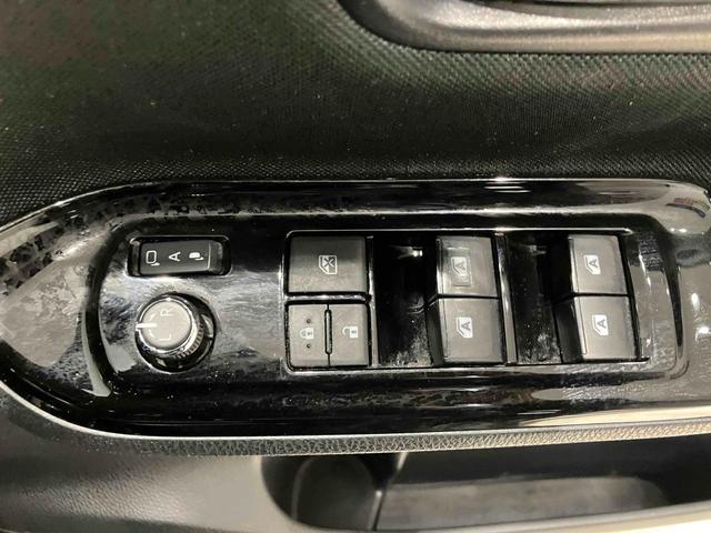 ヴォクシー ＺＳ　煌　純正ナビ　バックカメラ　ＥＴＣ　両側電動スライドドア　Ｂｌｕｅｔｏｏｔｈ　衝突被害軽減ブレーキ　レーンキープアシスト　純正アルミホイール　ステアリングスイッチ　シートバックテーブル　ロールサンシェード（47枚目）