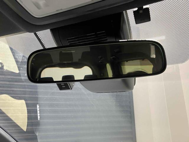 ヴォクシー ＺＳ　煌　純正ナビ　バックカメラ　ＥＴＣ　両側電動スライドドア　Ｂｌｕｅｔｏｏｔｈ　衝突被害軽減ブレーキ　レーンキープアシスト　純正アルミホイール　ステアリングスイッチ　シートバックテーブル　ロールサンシェード（50枚目）