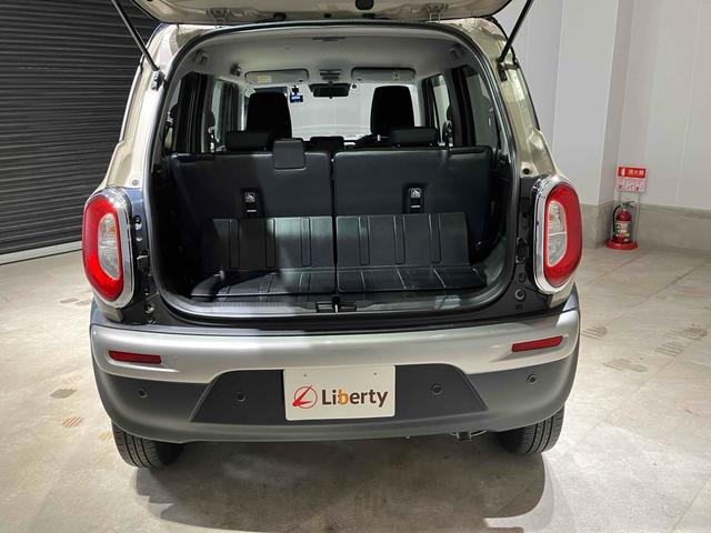 パワーウィンドウのスイッチですよ。運転席に居ながら窓を開け閉めのコントロールできますよ。