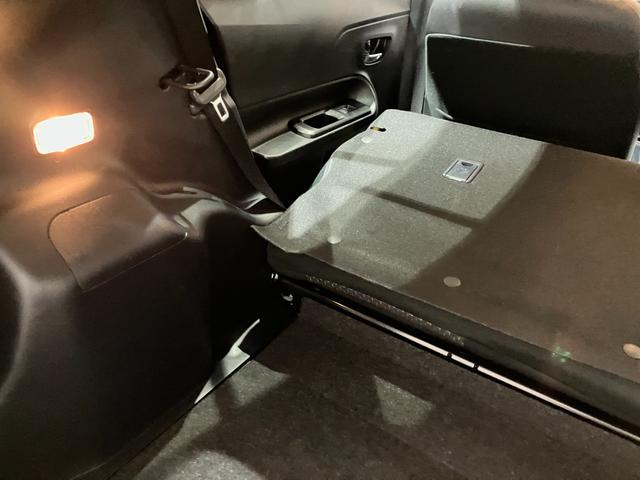 アクア クロスオーバー　純正ナビ　バックカメラ　ＥＴＣ　Ｂｌｕｅｔｏｏｔｈ接続　純正アルミホイール　ルーフレール　衝突被害軽減ブレーキ　レーンキープアシスト　オートハイビーム　シートヒーター　スマートキー　電動格納式ミラー（34枚目）