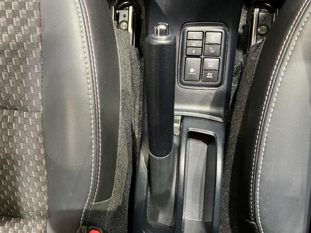 アクア クロスオーバー　純正ナビ　バックカメラ　ＥＴＣ　Ｂｌｕｅｔｏｏｔｈ接続　純正アルミホイール　ルーフレール　衝突被害軽減ブレーキ　レーンキープアシスト　オートハイビーム　シートヒーター　スマートキー　電動格納式ミラー（47枚目）