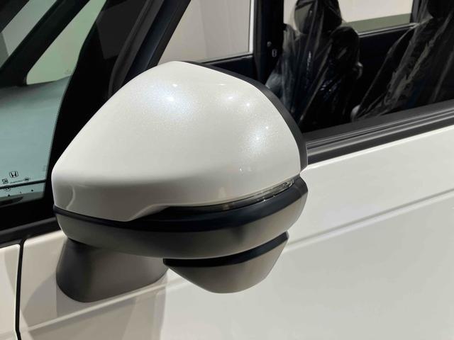 ステップワゴン スパーダ HondaSENSING 両側電動スライドドア 追従型クルーズコントロール 純正アルミホイール 電動リアゲート 電子パーキング オートブレーキホールド シートヒーター 後席エアコン 2列目オットマン(16枚目)