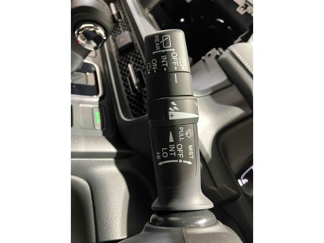 ステップワゴン スパーダ HondaSENSING 両側電動スライドドア 追従型クルーズコントロール 純正アルミホイール 電動リアゲート 電子パーキング オートブレーキホールド シートヒーター 後席エアコン 2列目オットマン(37枚目)