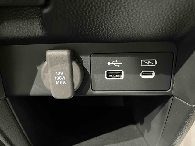 ステップワゴン スパーダ HondaSENSING 両側電動スライドドア 追従型クルーズコントロール 純正アルミホイール 電動リアゲート 電子パーキング オートブレーキホールド シートヒーター 後席エアコン 2列目オットマン(46枚目)