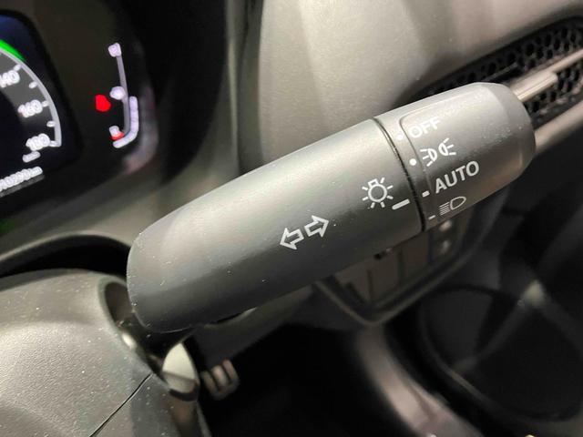 ＺＲ－Ｖ ｅ：ＨＥＶ　Ｚ　ＨｏｎｄａＣＯＮＮＥＣＴ対応ディスプレー　全方位カメラ　ＡｐｐｌｅＣａｒＰｌａｙ　ＥＴＣ　ＨｏｎｄａＳＥＮＳＩＮＧ　アダプティブクルーズコントロール　電動リアゲート　純正アルミホイール　電子パーキング（41枚目）