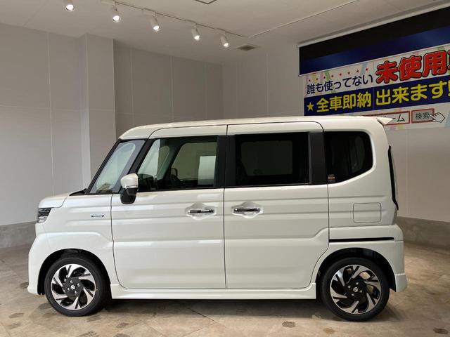 スペーシアカスタム ハイブリッドXS 届出済未使用車 禁煙車 両側電動スライドドア サイドカーテンエアバック Pセンサー オートLED 盗難警報装置 運転席エアバッグ LEDヘッドライト アイドリングS スマートキー フルフラット(10枚目)