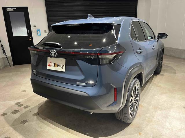 ヤリスクロス ハイブリッドZ ディスプレオーディオ 全方位カメラ Bluetooth接続 ETC 純正アルミホイール 電動シート クルーズコントロール LEDヘッドライト ハンドルヒーター 前席シートヒーター 電子パーキング(15枚目)